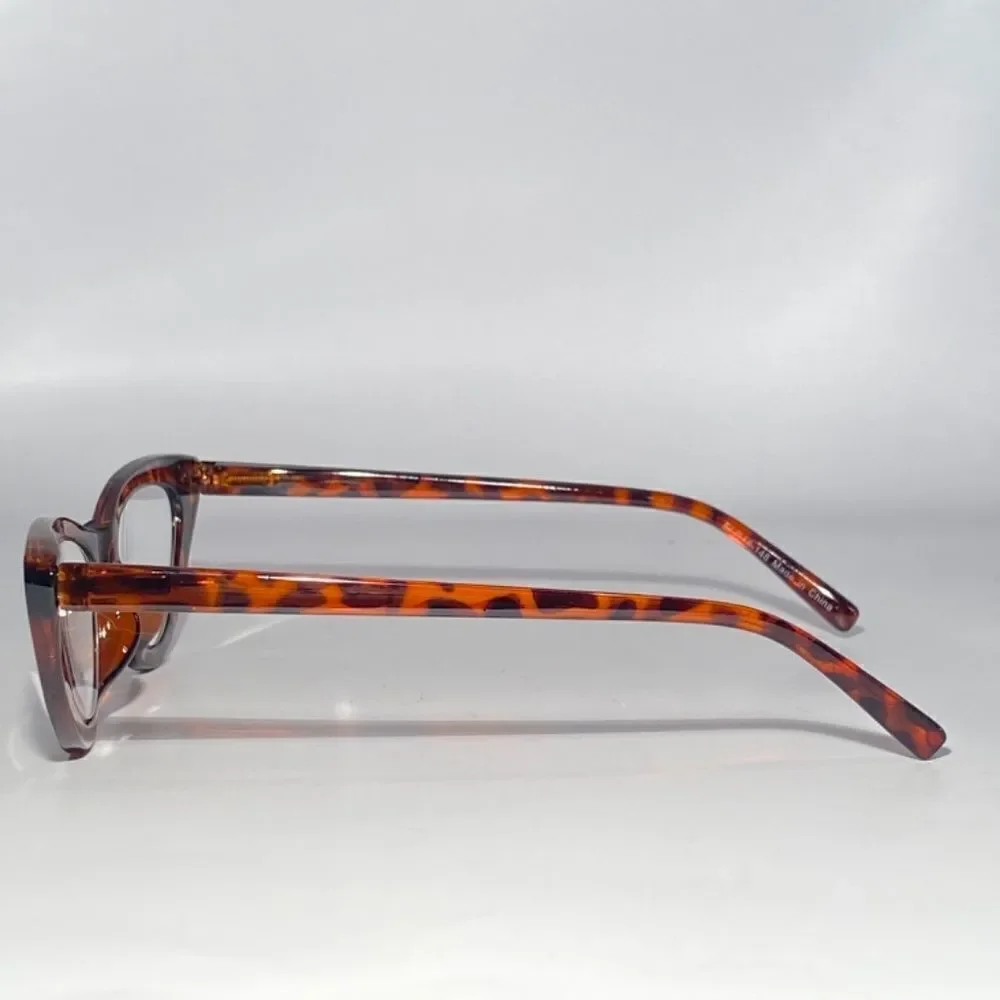 1174 Emma Cateye Reading Glasses 2.25 Tortoise Readers NWT
